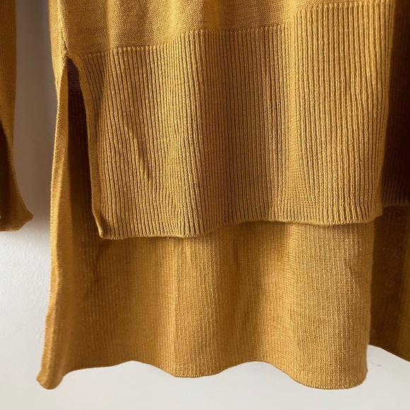 H&M knit top - Picture 3 of 4